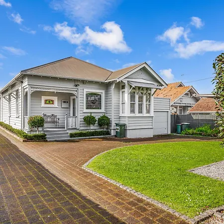 Elegant 3Br Villa With Private Pool